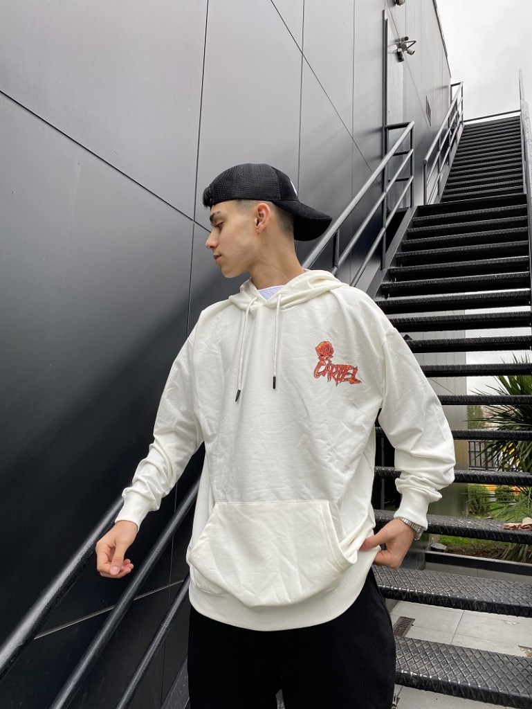 Cartel Baskılı Beyaz Oversize Sweatshirt Cartel Baskılı Beyaz Oversize Sweatshirt