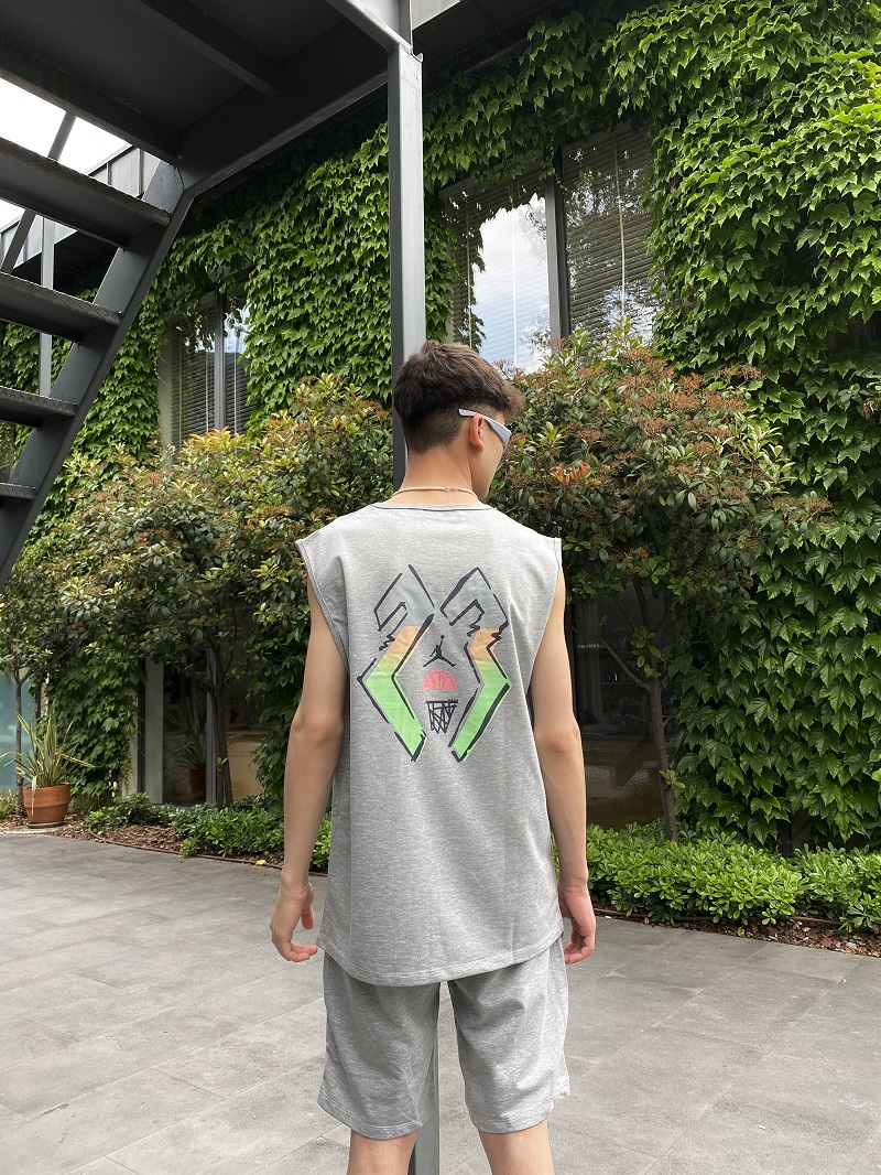 Air Baskılı Gri Oversize Atlet & Şort Takım Air Baskılı Gri Oversize Atlet & Şort Takım