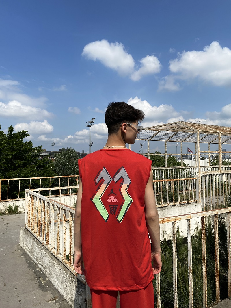 Air Baskılı Kırmızı Oversize Atlet & Şort Takım Air Baskılı Kırmızı Oversize Atlet & Şort Takım