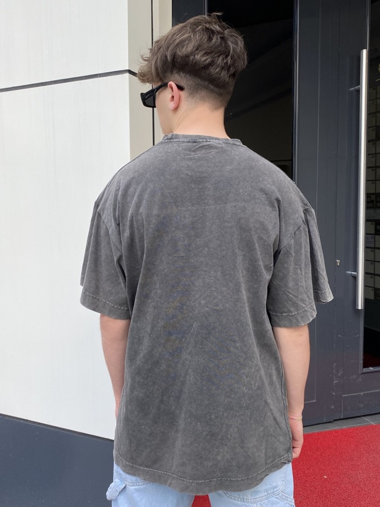 Travis Scott Baskılı Oversize Tişört Travis Scott Baskılı Oversize Tişört
