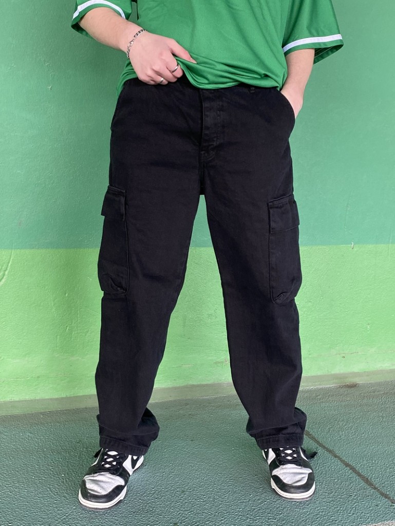 Cargo Cepli Paçası İpli Siyah Baggy Jean Cargo Cepli Paçası İpli Siyah Baggy Jean