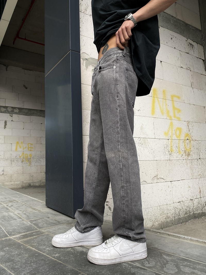 Dif Dokulu Gri Loose Fit Jean Dif Dokulu Gri Loose Fit Jean