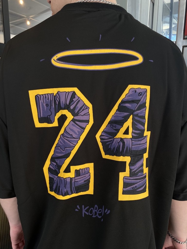 Kobe Siyah Oversize Erkek Tişört Kobe Siyah Oversize Erkek Tişört