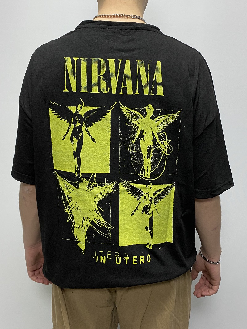 Nirvana Baskılı Siyah Oversize Tişört Nirvana Baskılı Siyah Oversize Tişört
